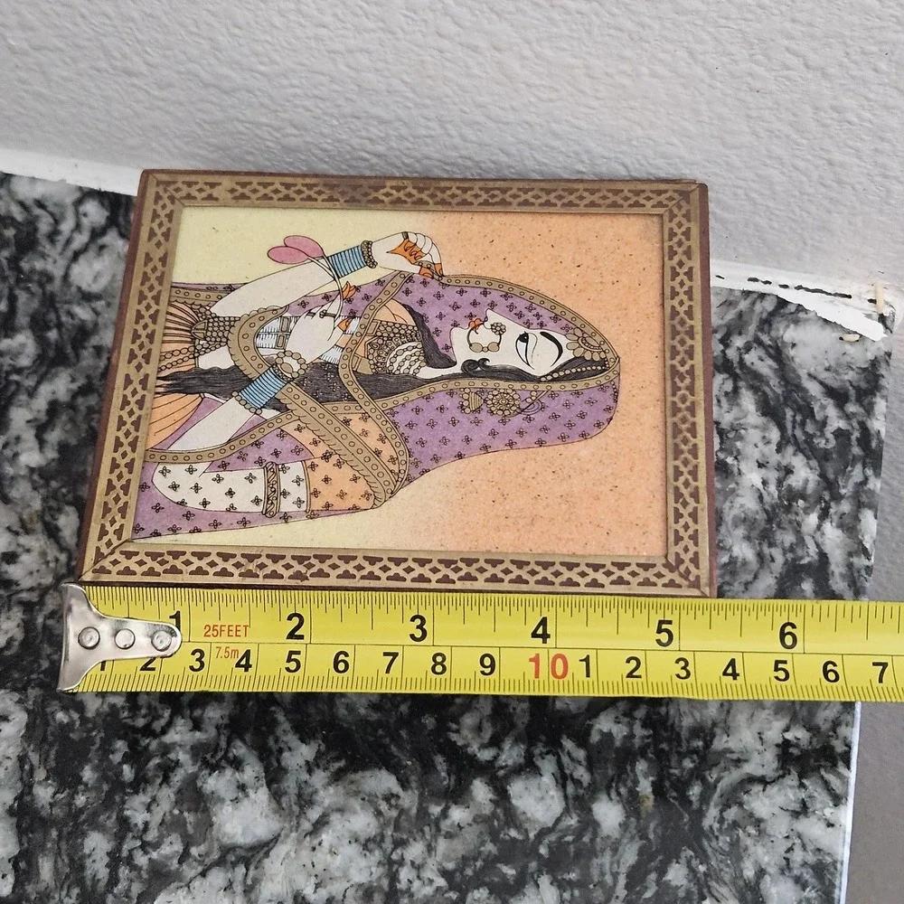Vintage Indian Hand Painted Miniature Portrait Wood Jewelry Box‎ Brass Inlay 5x4